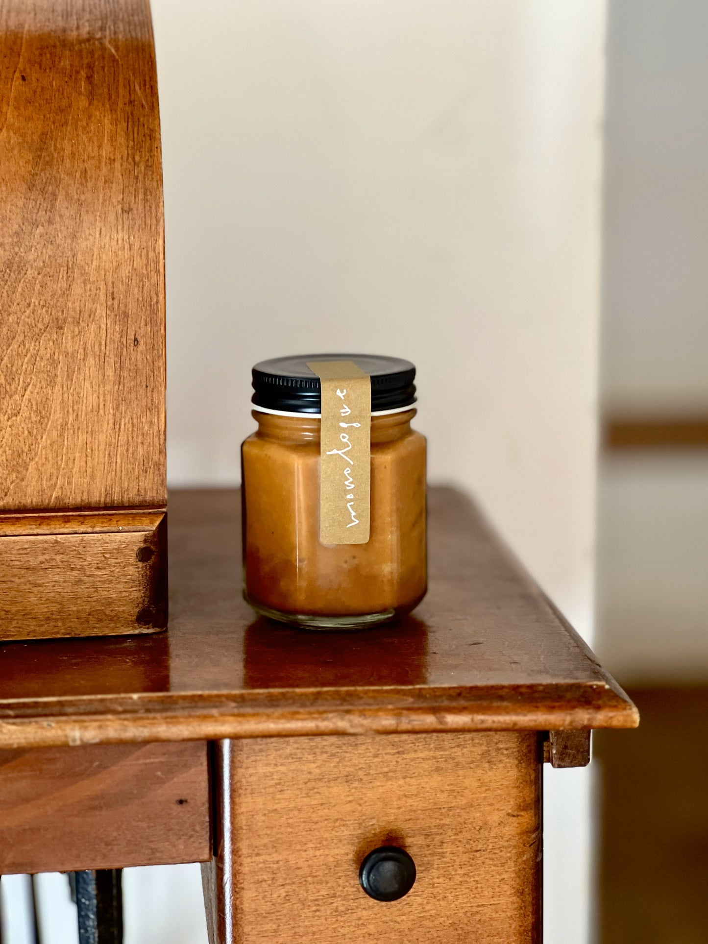 自家製豆味噌とドライトマトのソース